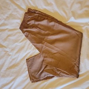 Nwot khaki pants